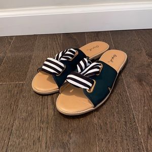 Black and white slides